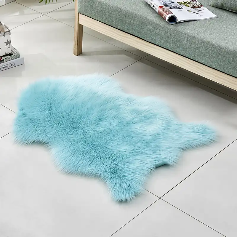 Faux Sheepskin Fur Rug 01