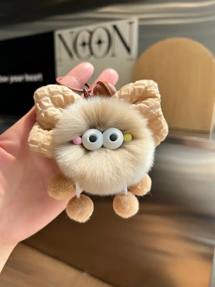 Bow-shaped Plush Car Key Chain 10 Bow-shaped Plush Car Key Chain 10