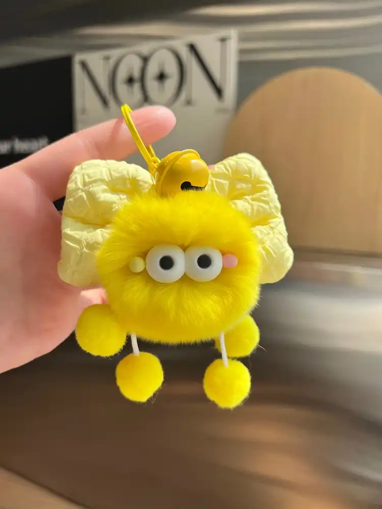 Bow-shaped Plush Car Key Chain 14 Bow-shaped Plush Car Key Chain 14