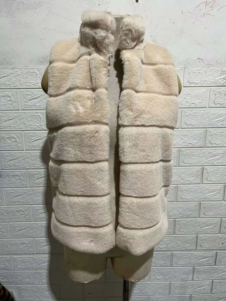 Faux Fur Vest 05