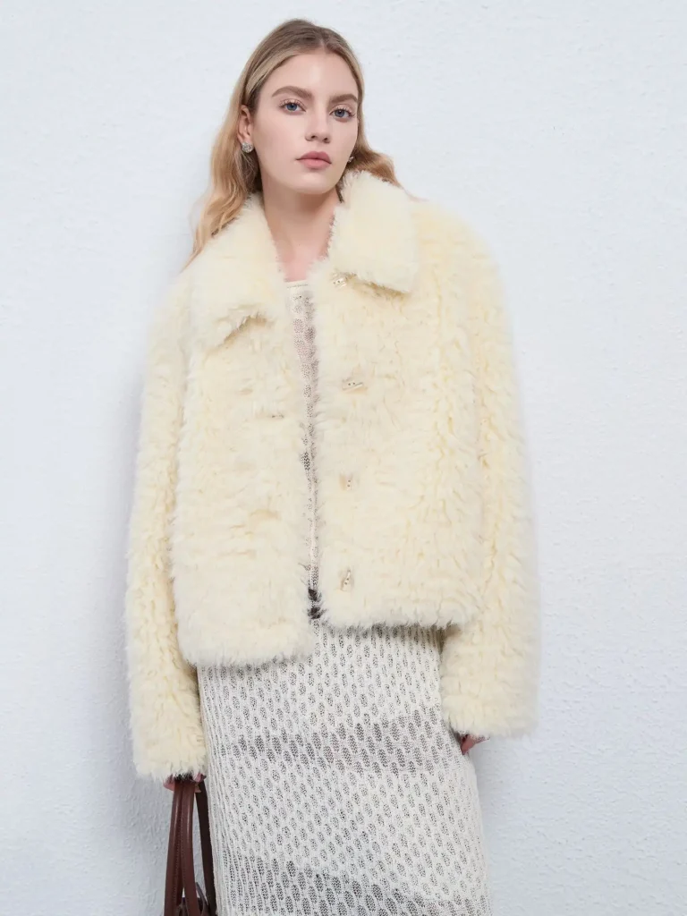 Shearling Coat with Lapel Collar 05