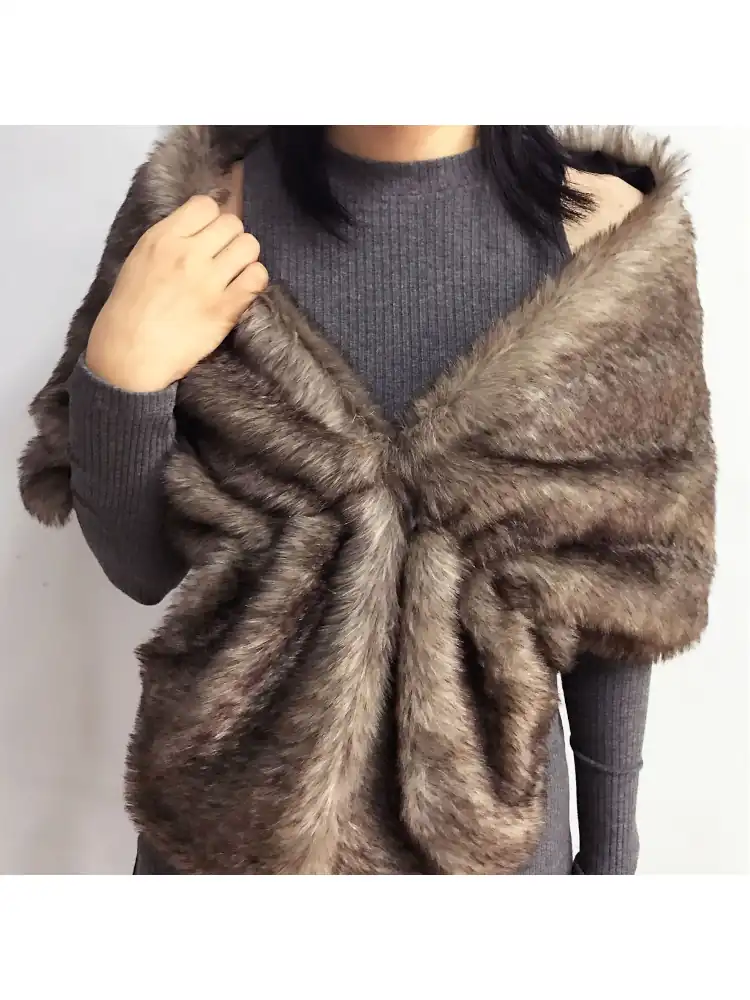 Women’s Fashion Faux Fur Shawl